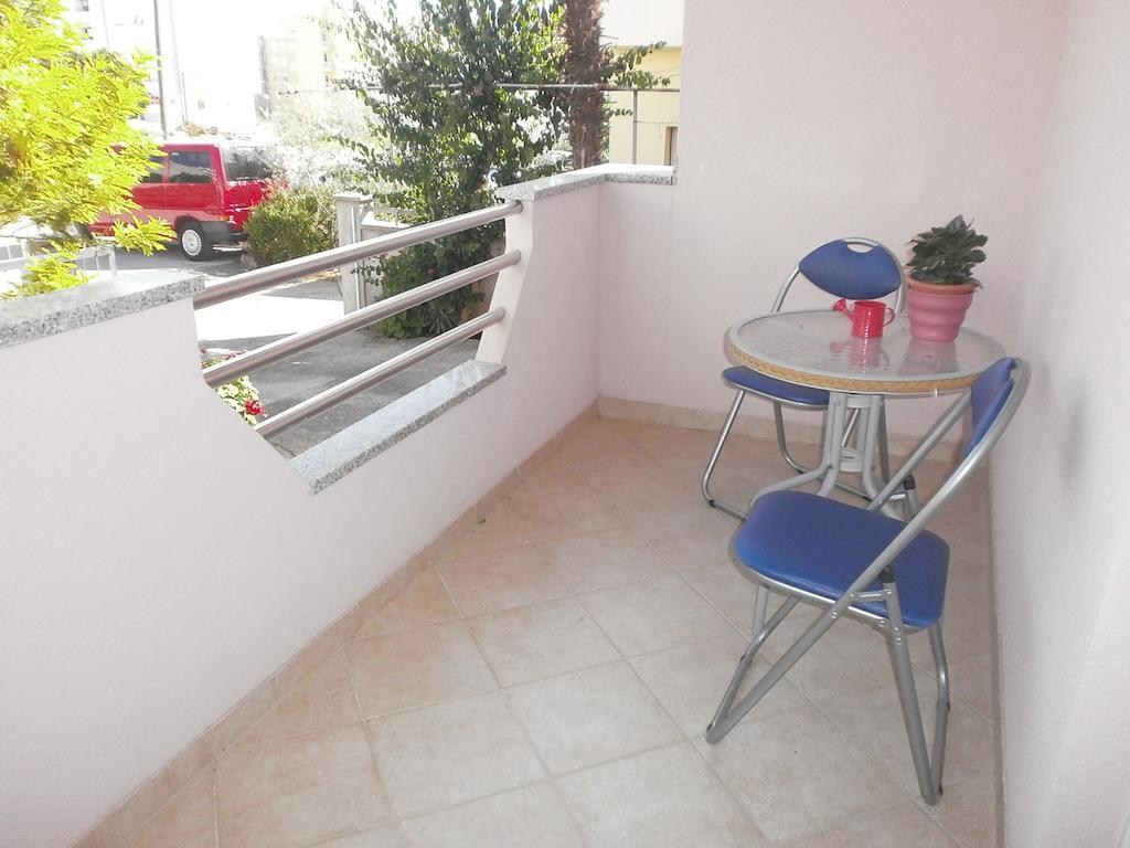 Viki Apartment
