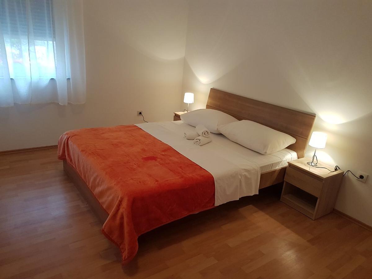 Appartement Viki *